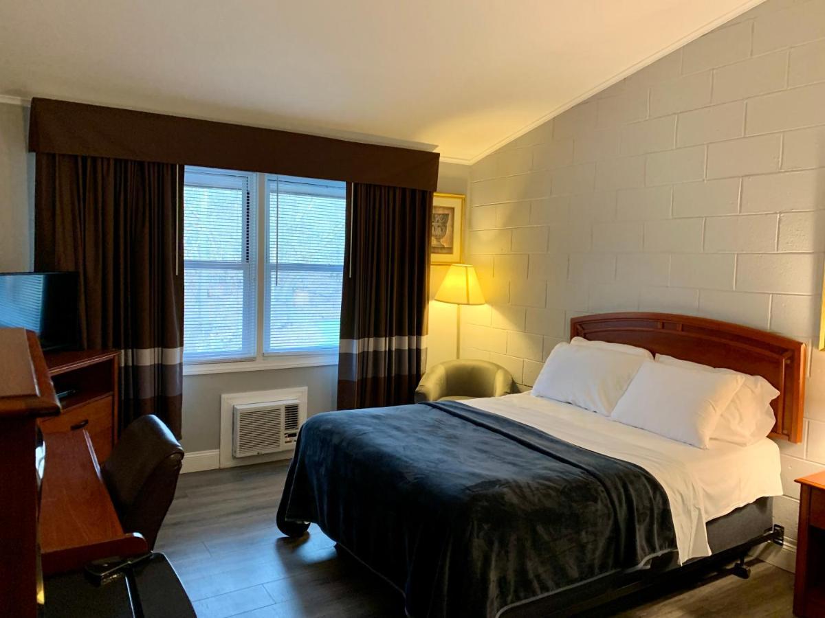 Hill Top Motel Wrightstown Eksteriør bilde